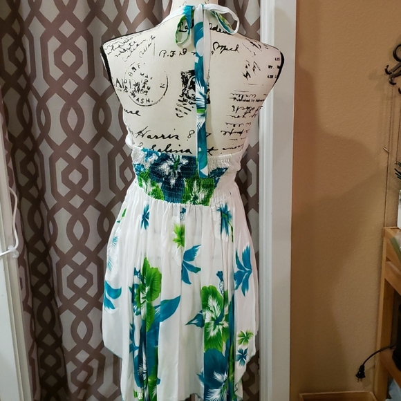 3 for $12 NWOT Tropical Hibiscus Print Asymmetrical Dress - Picture 4 of 4